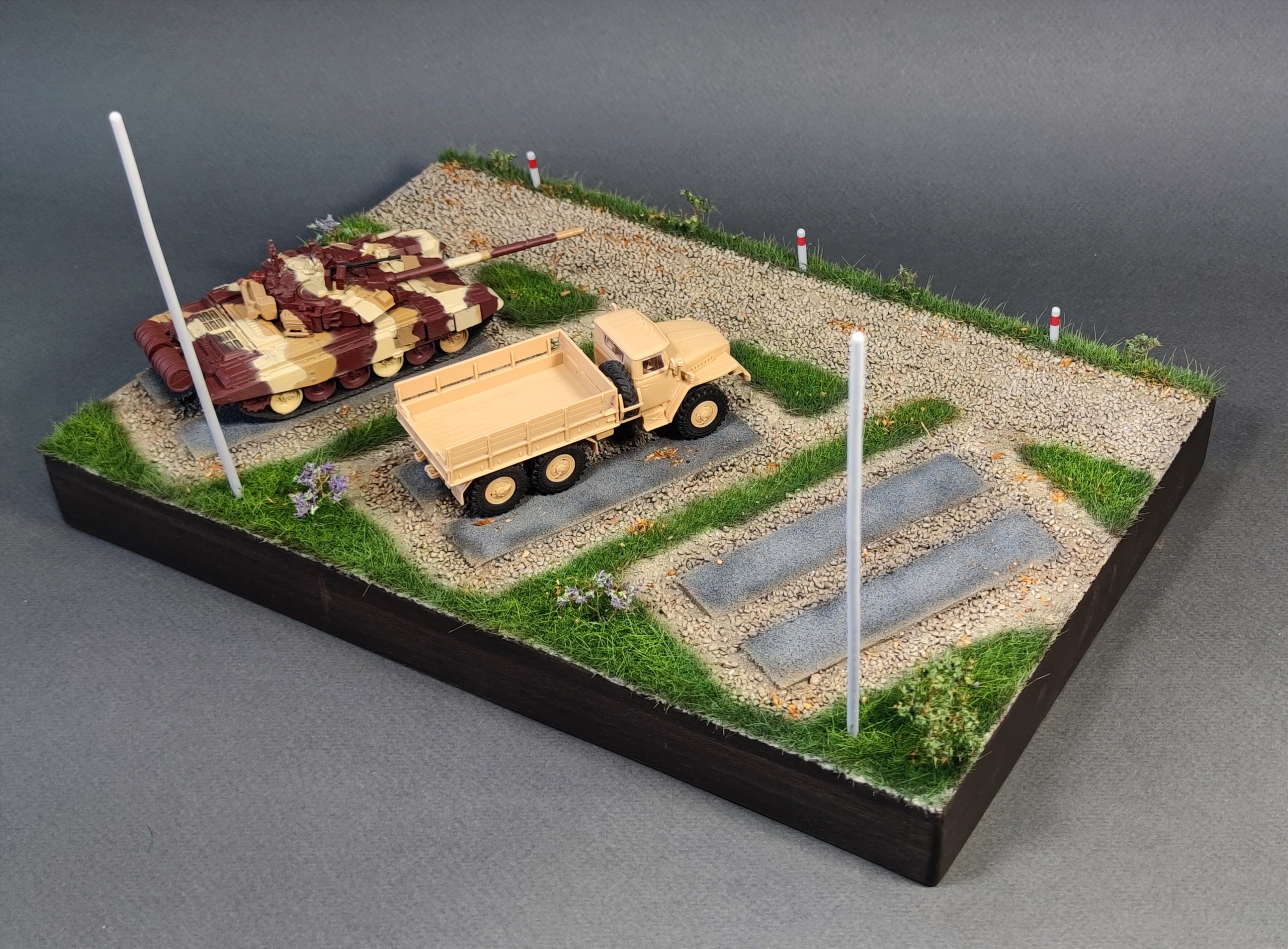 AM7341 Подставка авторская премиум уровня "Музей" 30х20 см