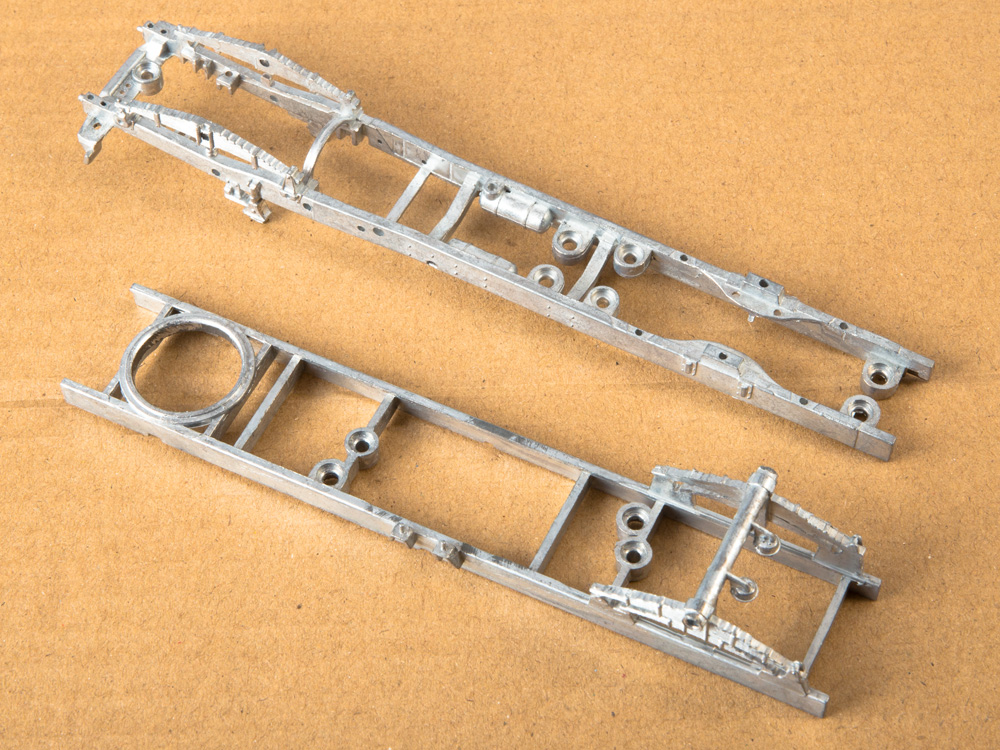 7064AVD Сборная модель КАМАЗ-53212 контейнеровоз с прицепом ГКБ-8350 AVD Models