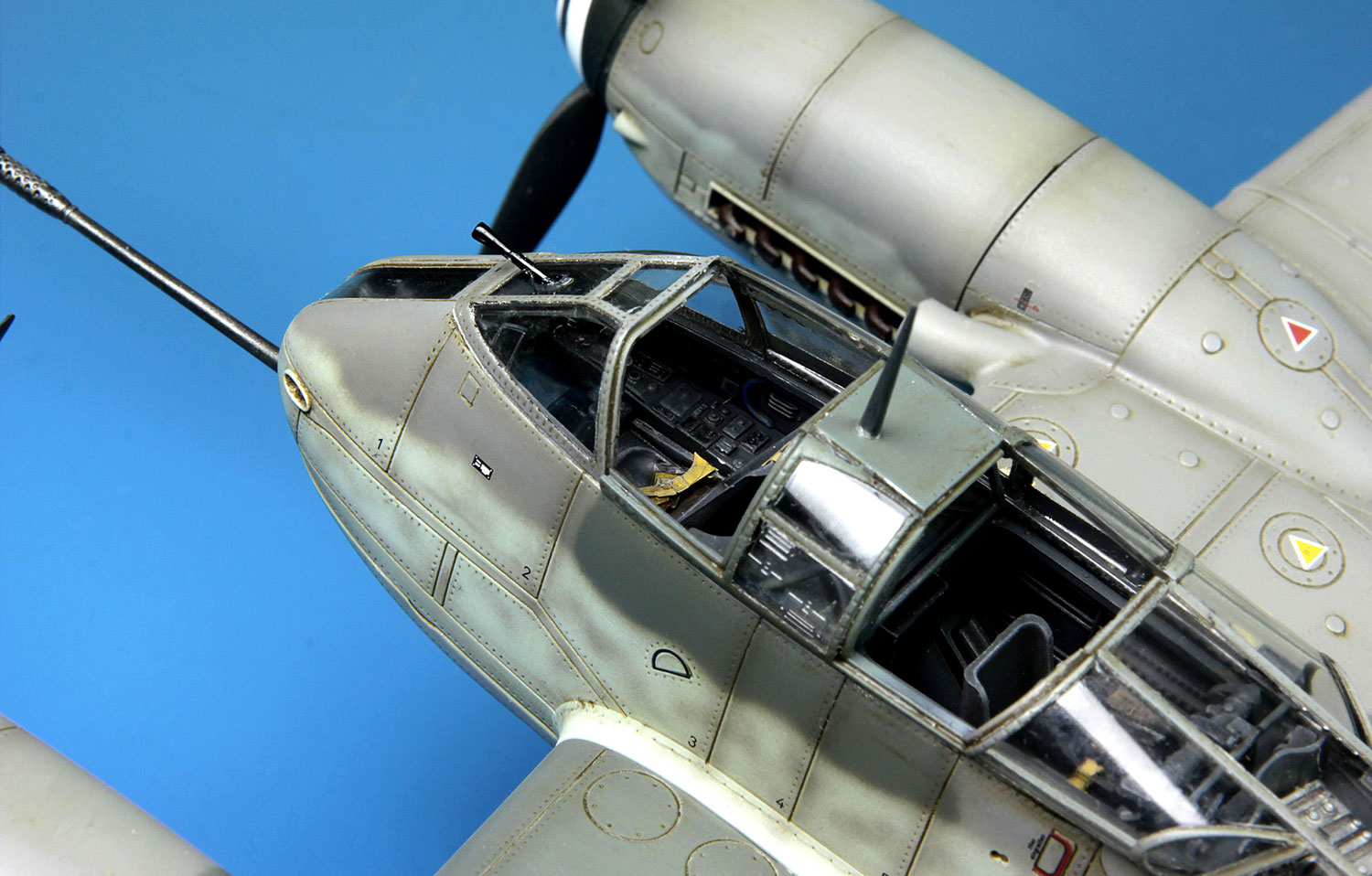 LS-001  Messerschmitt Me 410B2/U4 1/48 Meng