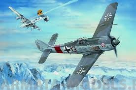 81803 Самолет Focke-Wulf FW190A-8 (HobbyBoss) 1/18 Hobby Boss