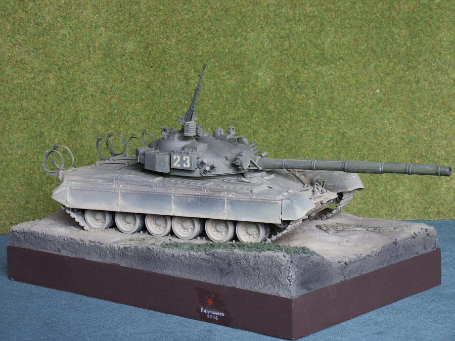 3590 Танк Т-80Б Звезда