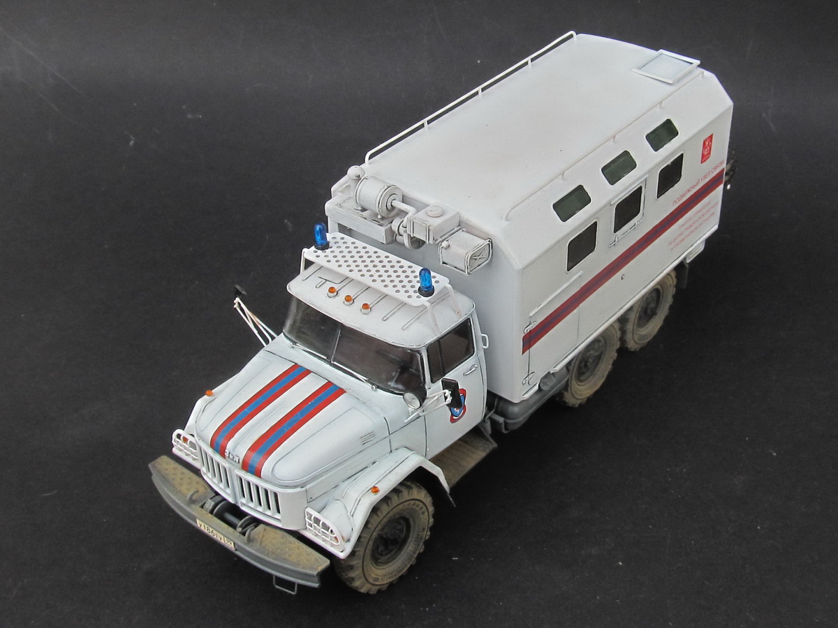 ЗиЛ-131 командно штабная машина МЧС, ICM