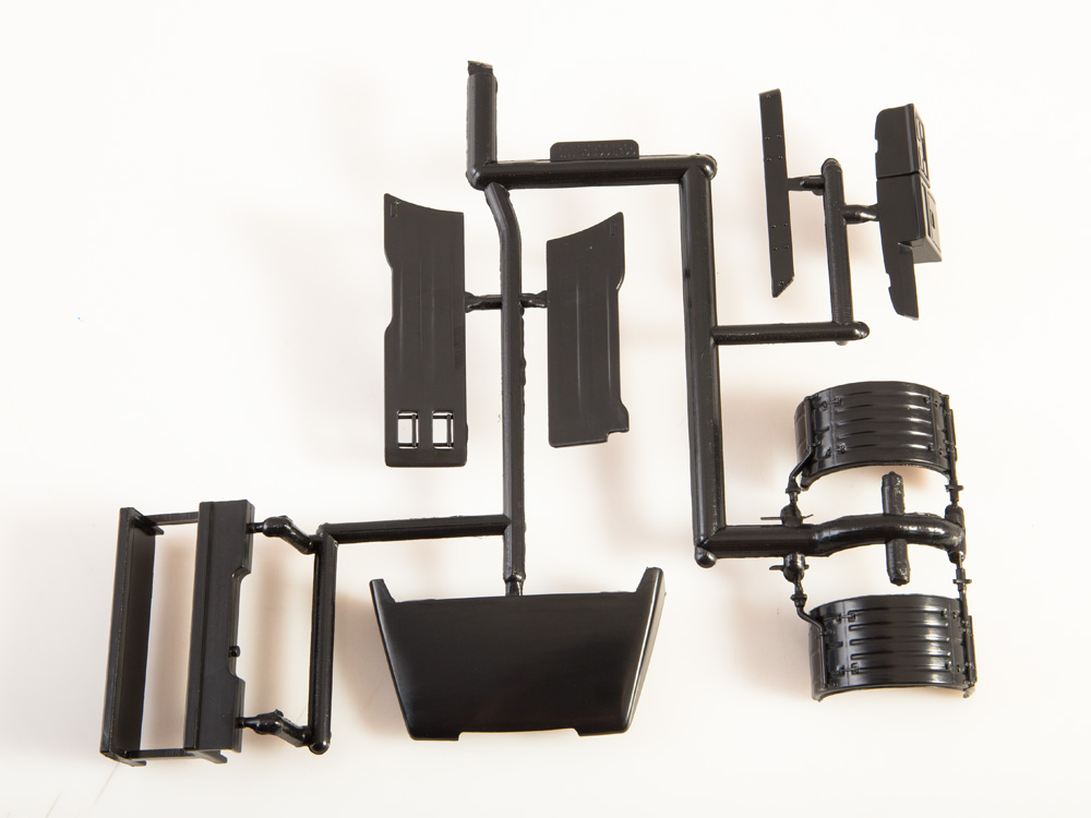 1438AVD Сборная модель КАМАЗ-5490 AVD Models