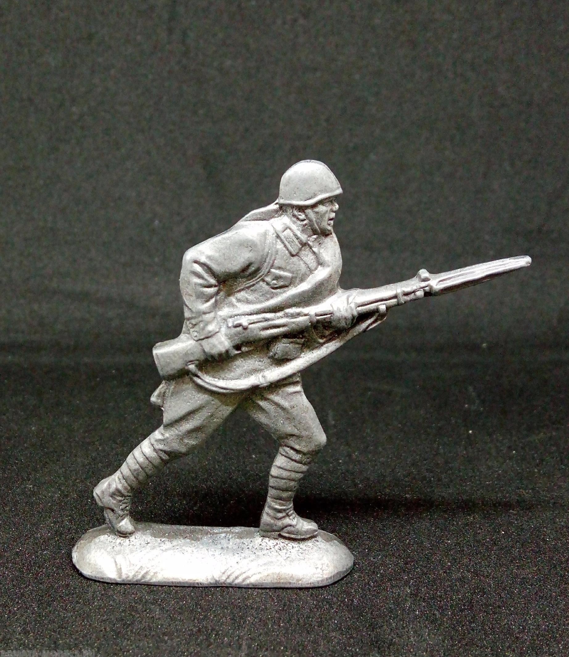 Н-7-102 Красноармеец в бою Солдатики "Ура"