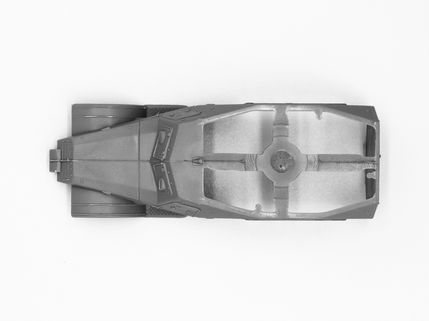 72531 БТР-152В, бронетранспортер ICM