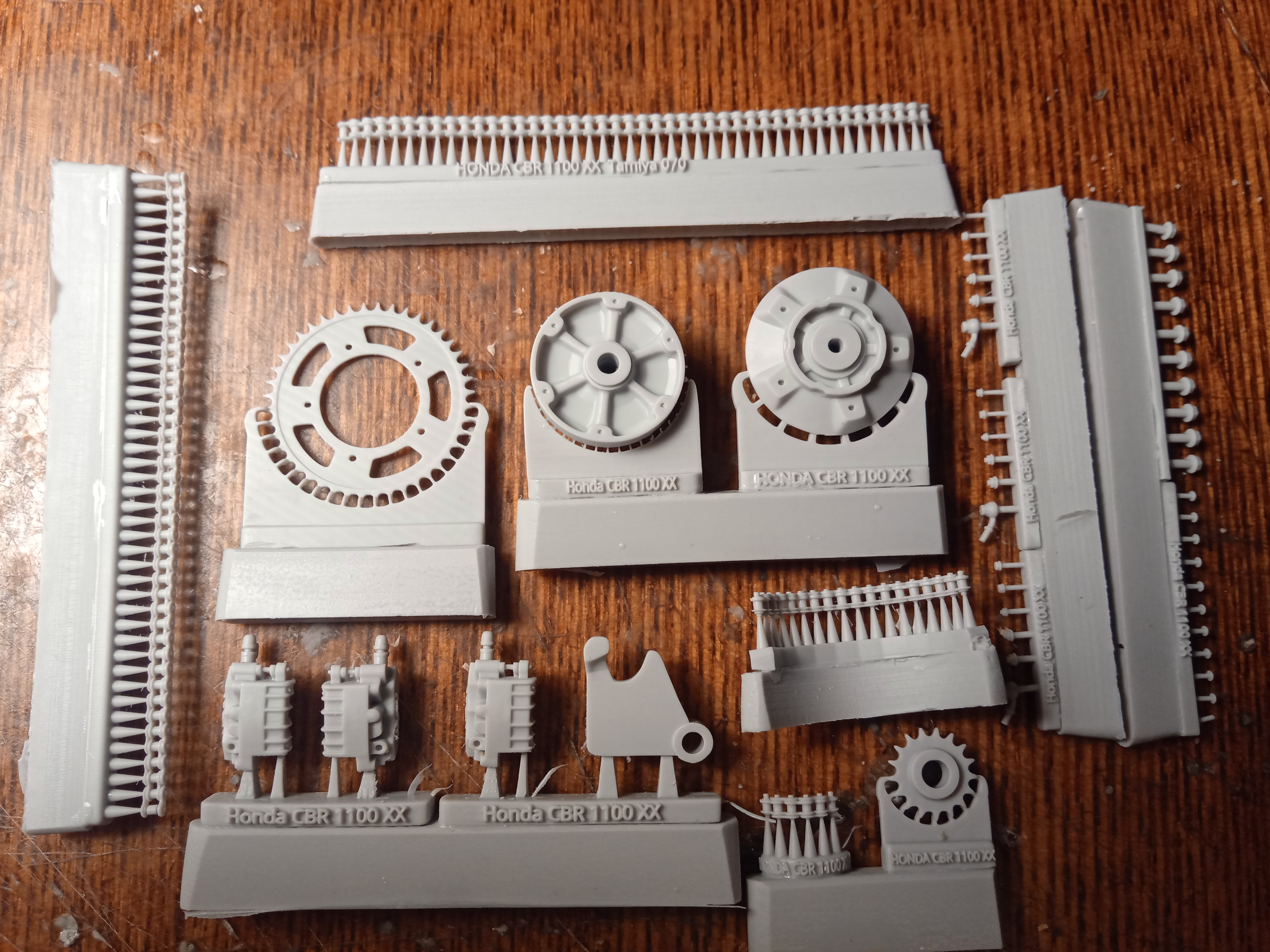 Chain-1BLS Цепь Honda CBR1100XX