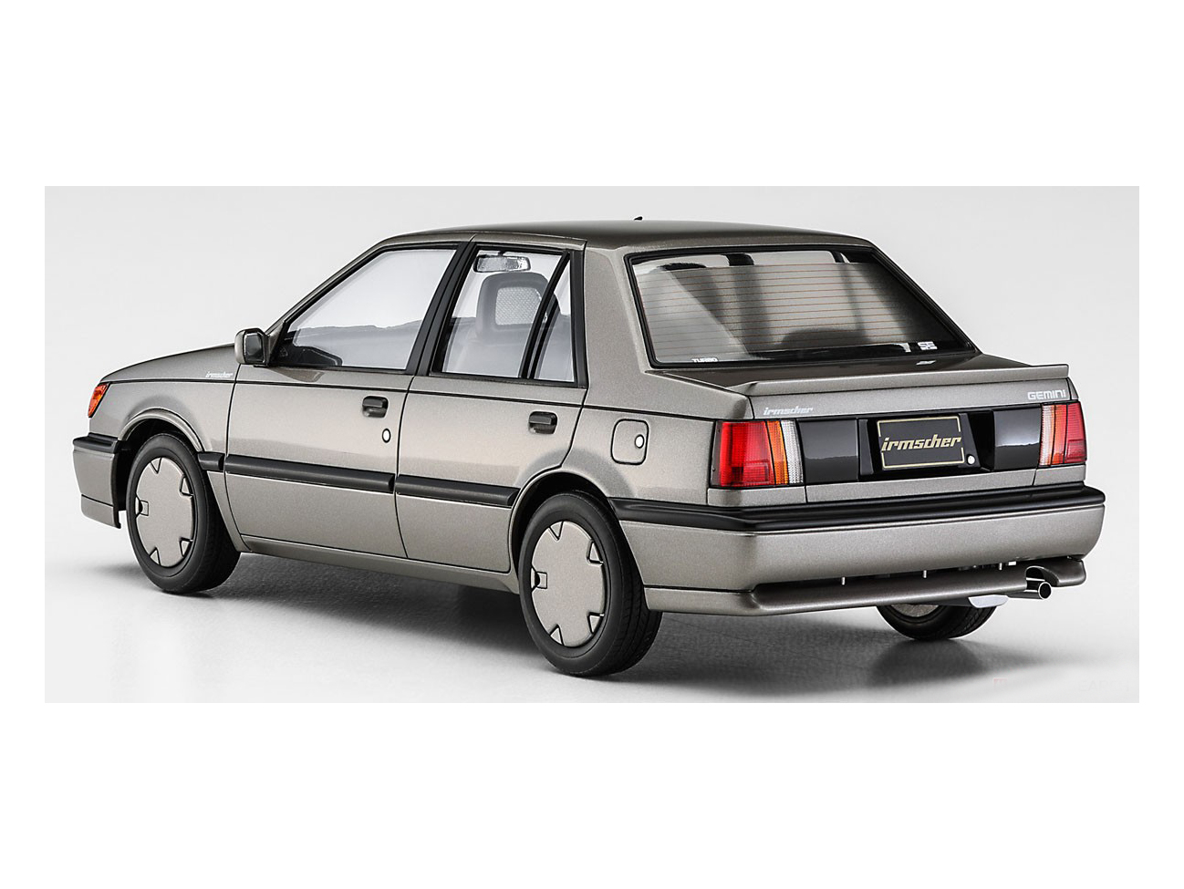 20586-Автомобиль ISUZU GEMINI (JT150) (Limited Edition) Hasegawa