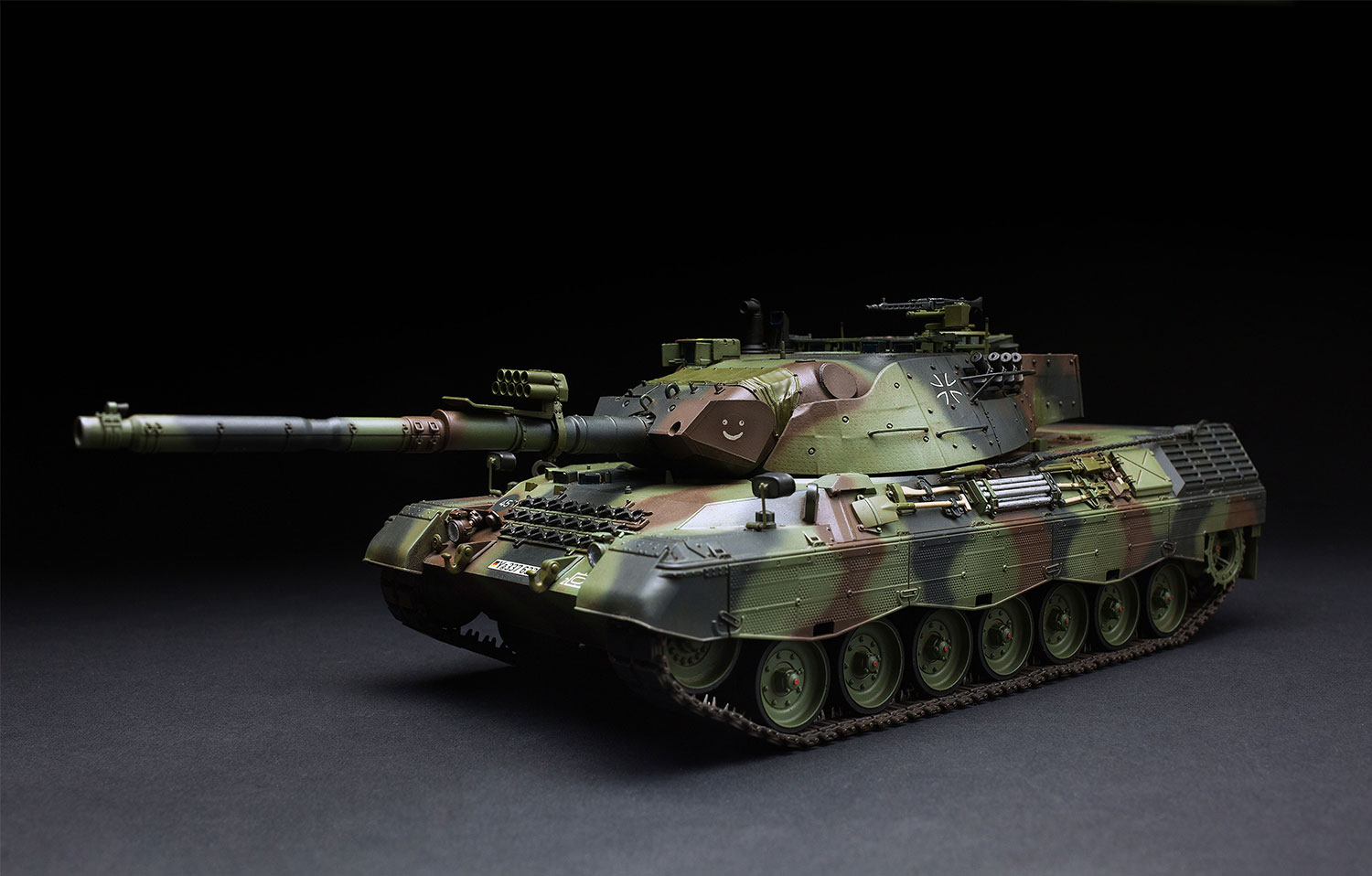 TS-015 German main battle tank LEOPARD 1 A5 1/35 Meng
