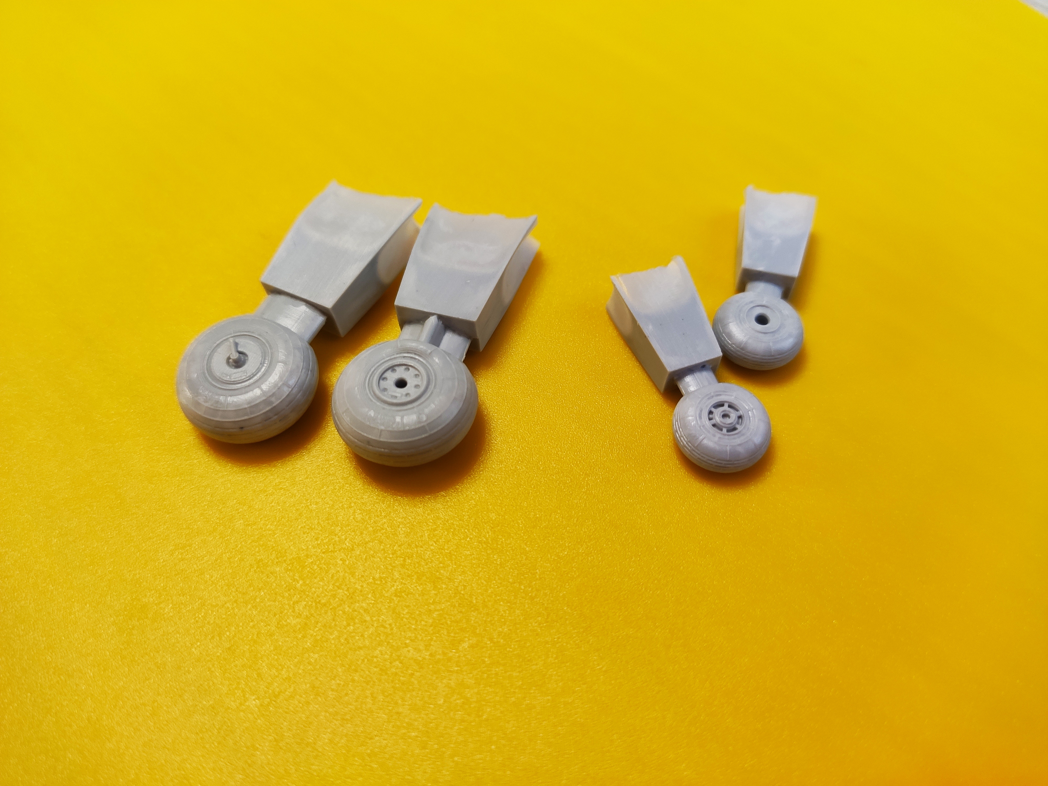 4823PK Советский ударный вертолет Ми-24 В/ВП  PRO KIT