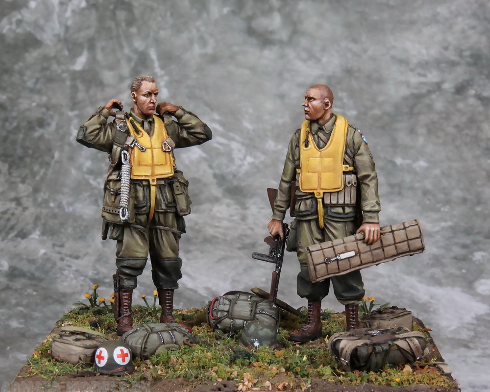 3636SOGA Сombat Medic  and Sergeant U.S. Army Airborne. D-Days.1944. SOGA Miniatures