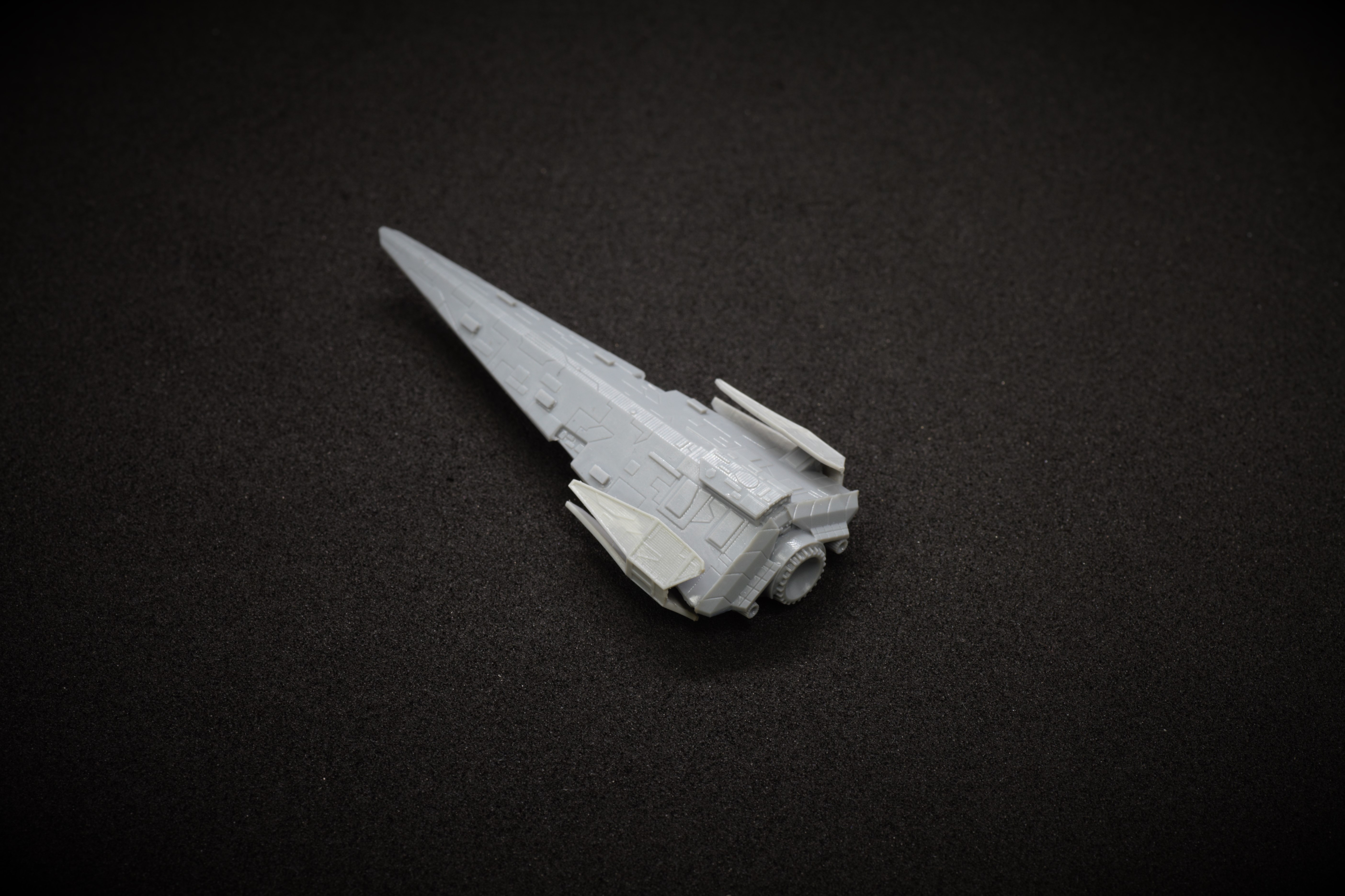 AM2708 Имперский корвет Raider Arma Models