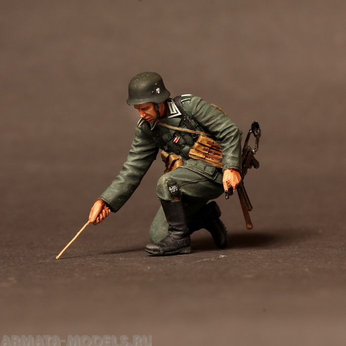 3519SOGA Feldwebel the German infantry. 1939-42 SOGA Miniatures