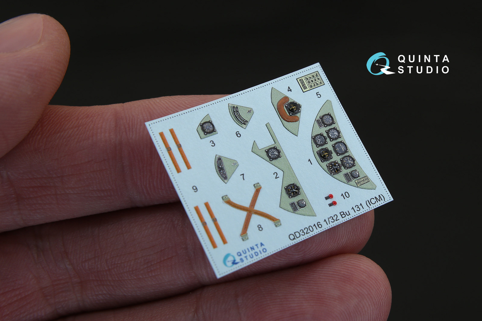 QD32016 1/32 3D Декаль интерьера кабины Bu-131 (для модели ICM)