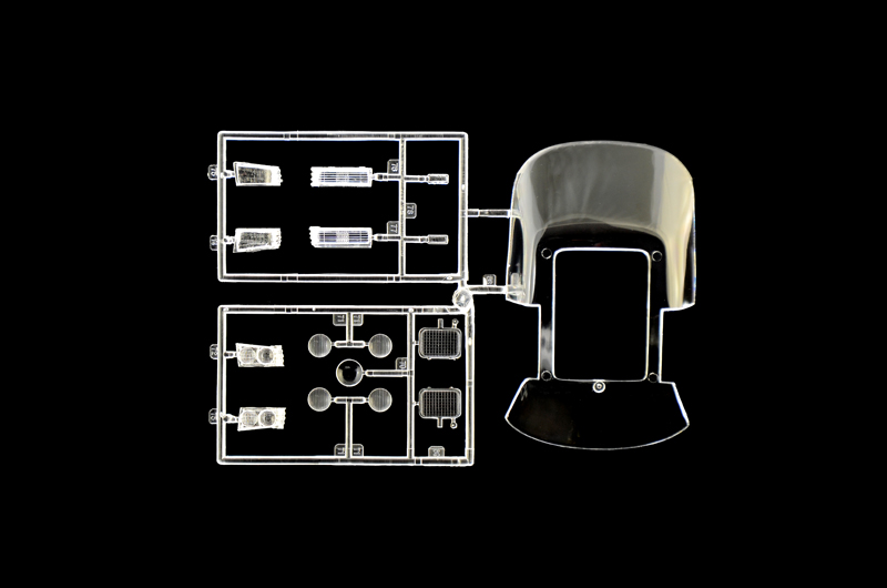 3633ИТ МЕРСЕДЕС 500 СЛК Italeri