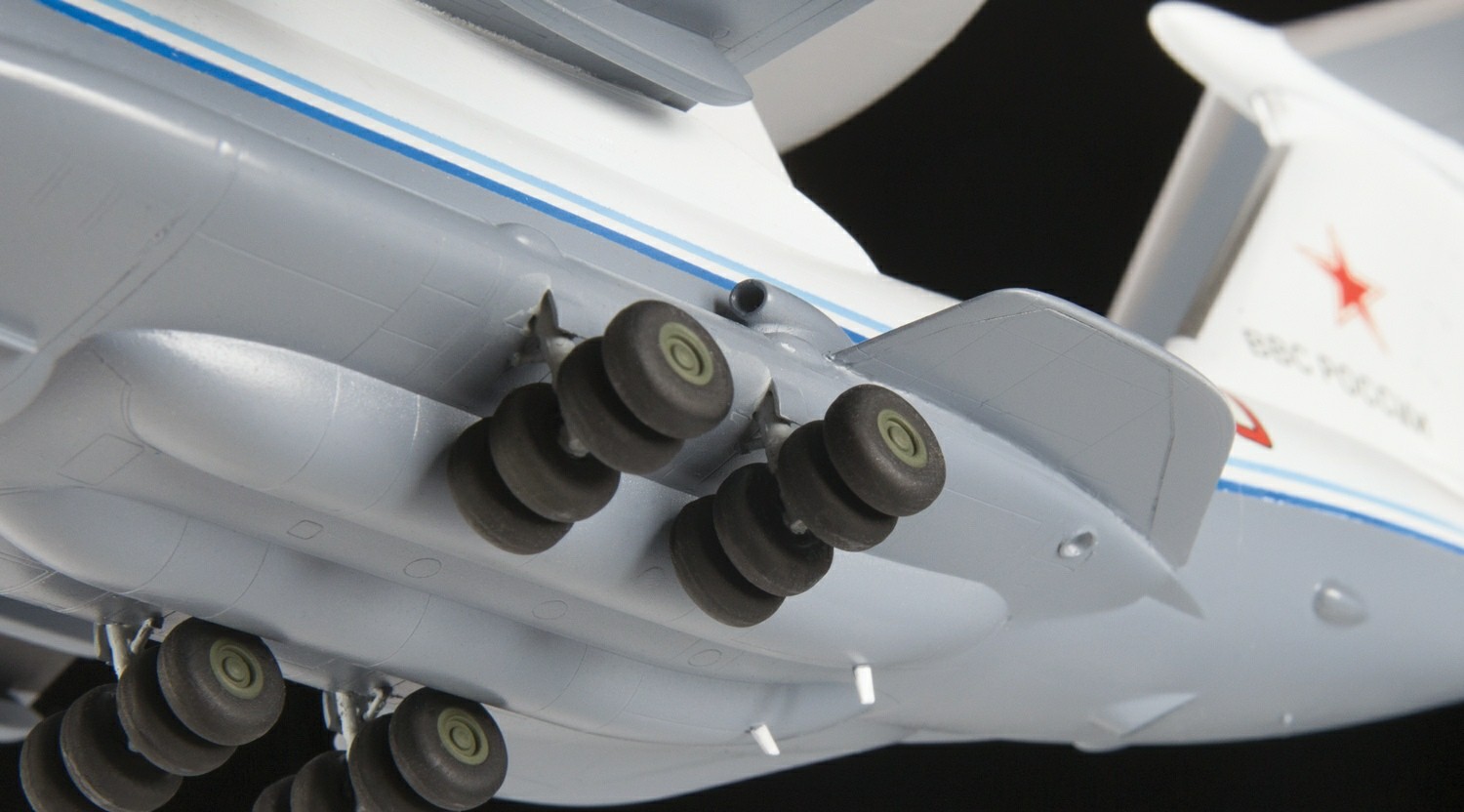 7024 Российский самолёт Дальнего Радиолокационного Обнаружения и управления А-50 1/144 Звезда