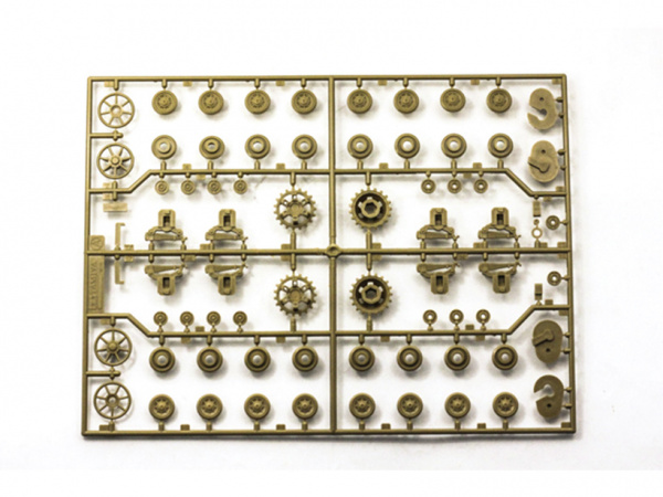 35101T Нем. 4-х ствольная зенитка Flakpanzer IV Mobelwagen с 4 фигурами Tamiya