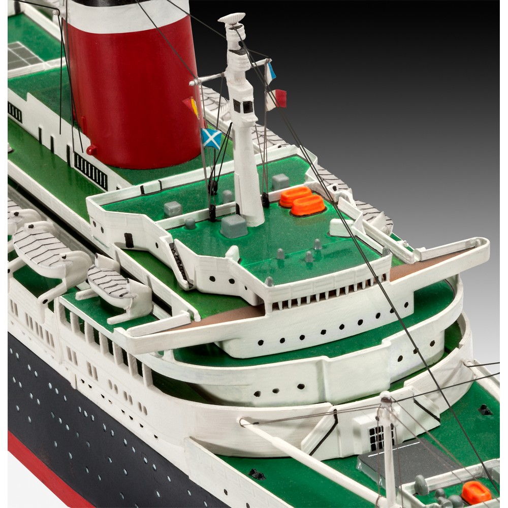 05146 Американский трансатлантический лайнер SS United States Revell