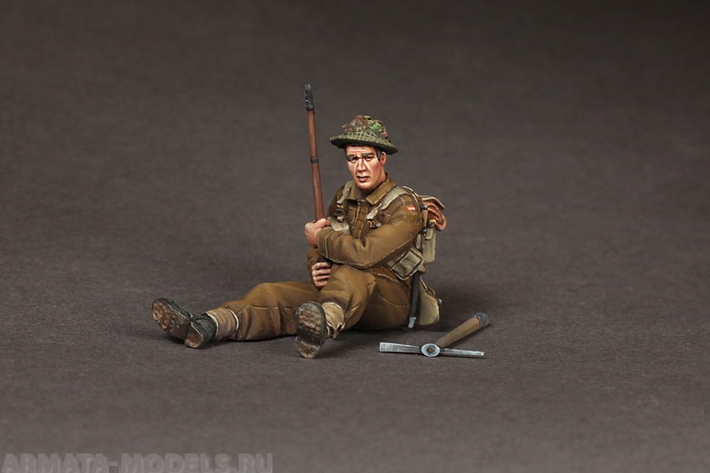 35138SOGA British infantryman at rest. SOGA Miniatures