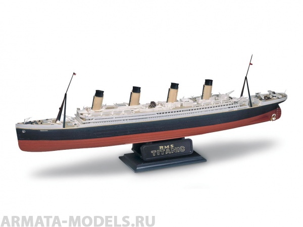 10445RE RMS Titanic Revell