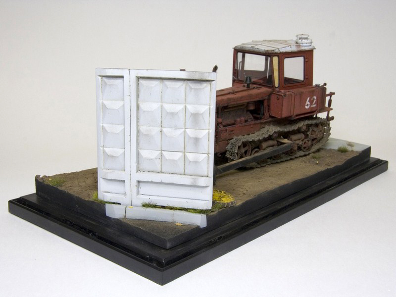 RIM35022 Бетонный забор ПО-2, масштаб 1/35 Red Iron