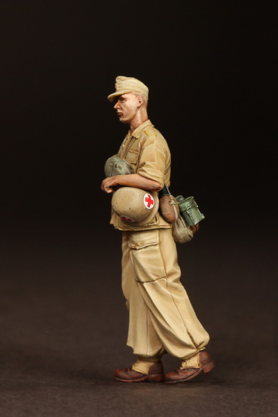 35127SOGA Сombat Medic Fallschirmjager- Brigade Ramcke. El Alamein, August 1942. SOGA Miniatures