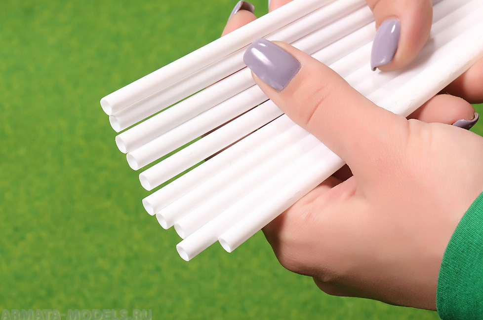 070plt002 Трубки пласт. D=5мм. (Набор 10 шт.). L=37см.