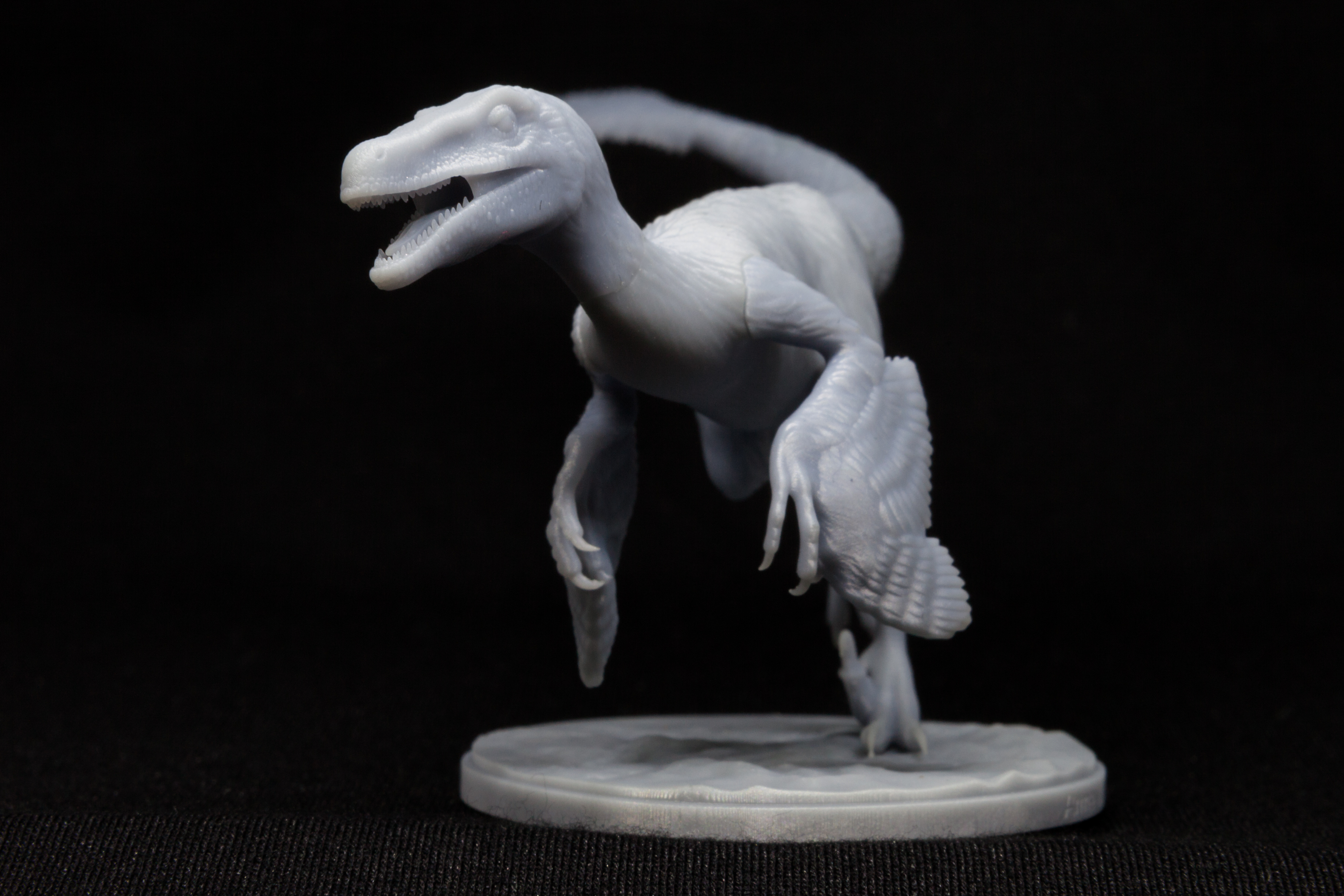 DINO35023 Фигурка Велоцираптор (киноразмер)