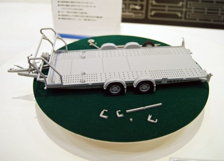 05260 Brian James Trailers A4 Transporter Aoshima