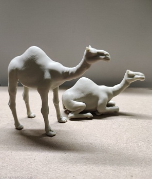 AM35648 Фигуры верблюдов 2 шт.