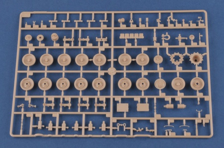 84501HB ОБТ армии бундесвера Leopard 1A5 Hobby Boss